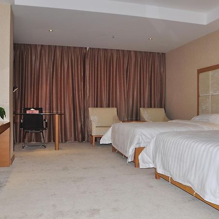 Shenzhen Huamao Aviatic Hotel Dış mekan fotoğraf