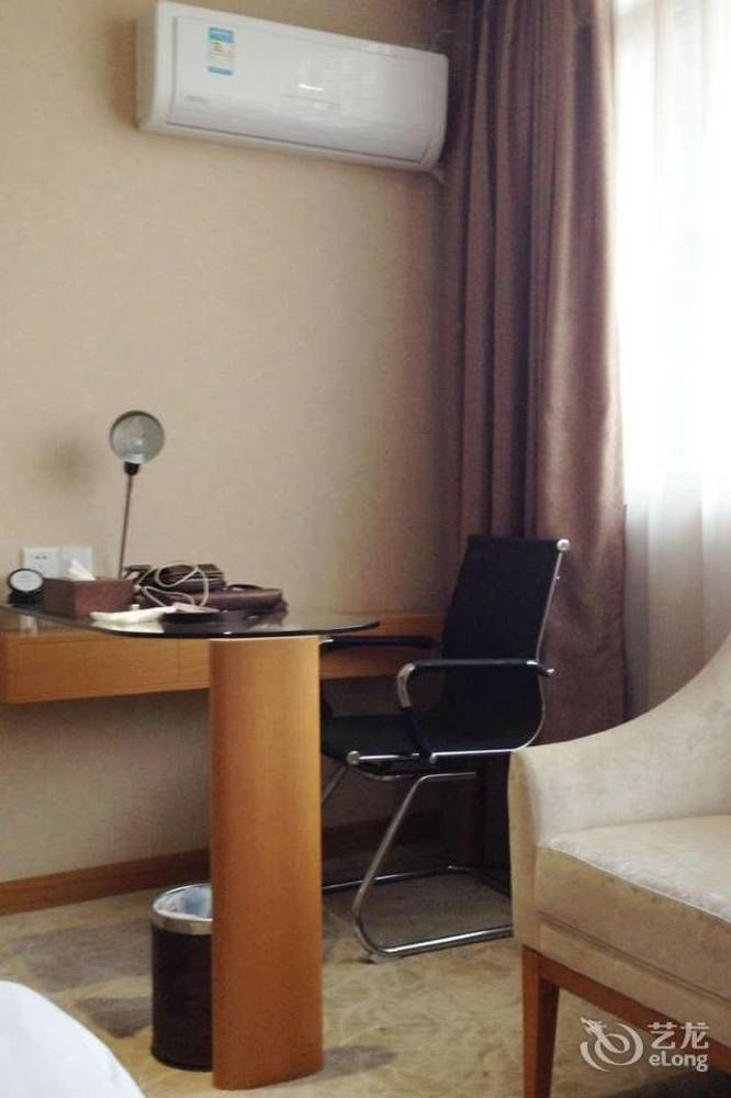 Shenzhen Huamao Aviatic Hotel Dış mekan fotoğraf