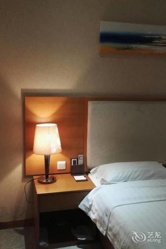 Shenzhen Huamao Aviatic Hotel Dış mekan fotoğraf